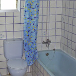 val_accommodation_shared_apartment-bathroom
